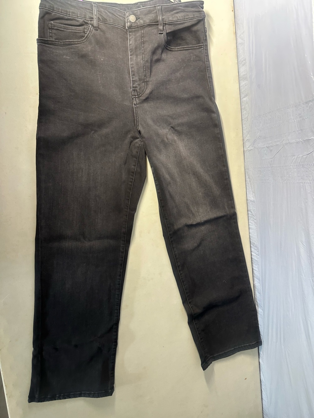 Well Worn Men's Black Slim Straight Jeans